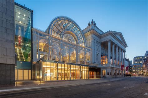 royal opera house covent garden.